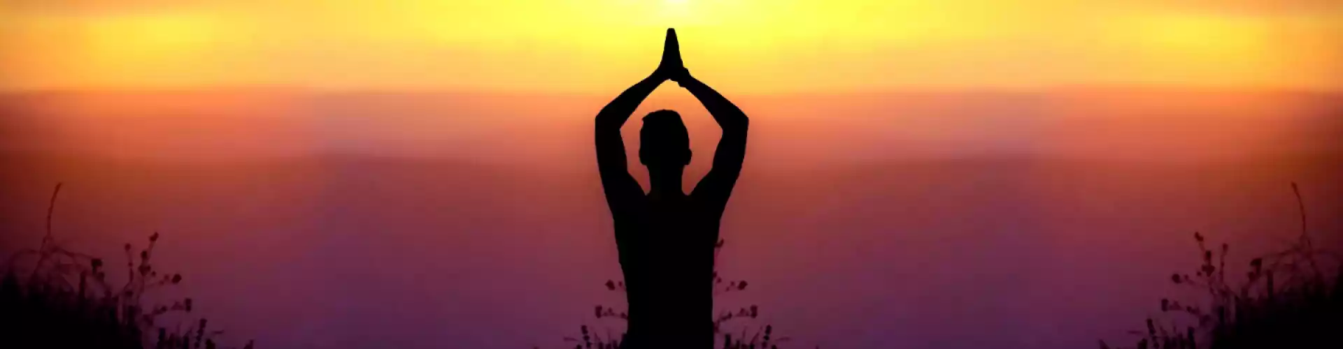 Yoga para mente corpo espírito - Online Class by Cassaundra Paolini